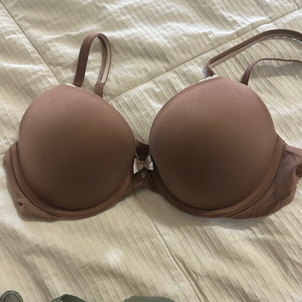 Victoria’s Secret bra